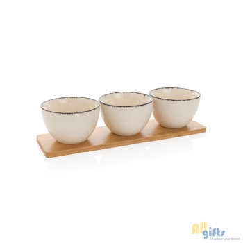 Afbeelding van relatiegeschenk:Ukiyo 3-delig serveerset met bamboe tray